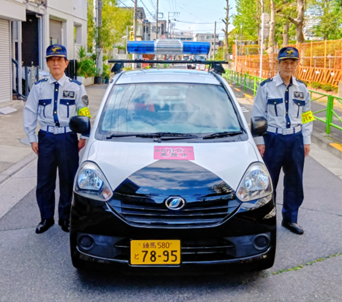 写真：パトロールカー1