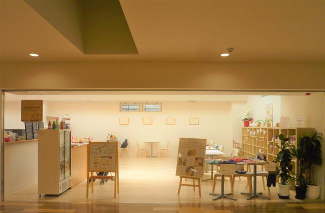 写真：いろむすびcafe
