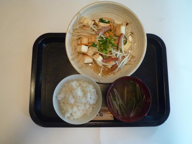 写真：島豆腐チャンプルー定食