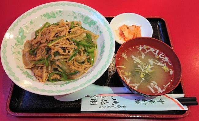 写真：ヘルシー・シニア青椒肉絲丼