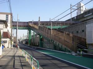 写真：車坂跨線人道橋