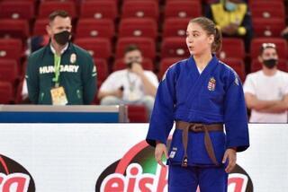 写真：ソフィ選手1