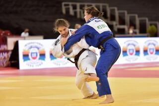 写真：ソフィ選手3