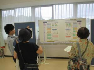 写真：オープンハウス型説明会の様子2