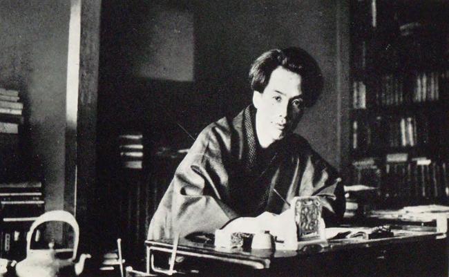写真:芥川龍之介「近代日本人の肖像」