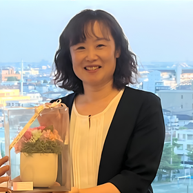 小林あゆみ氏