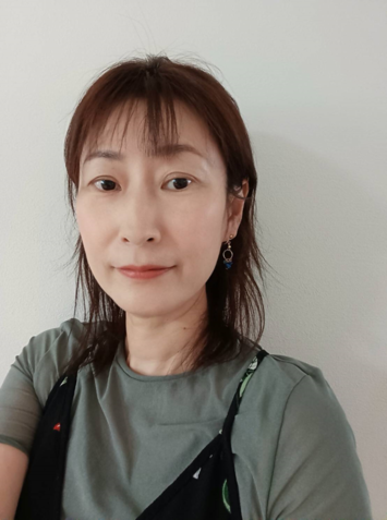 稲垣友妃子 氏