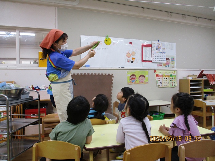 3歳児食育の様子