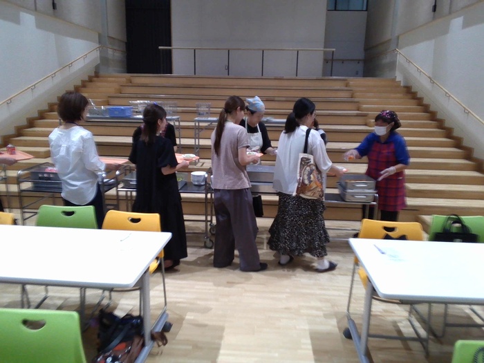 給食試食会の写真