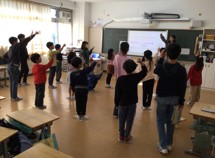 校内オリエンテーリングの様子1