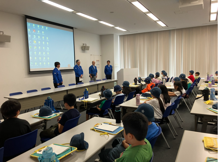 社会科見学の様子