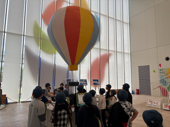 社会科見学の様子1