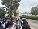 国会の外での様子