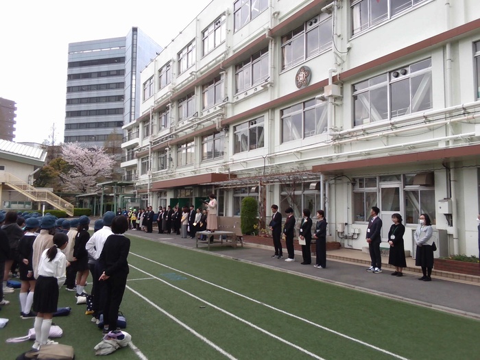 始業式・着任式の様子