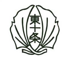 写真：校章