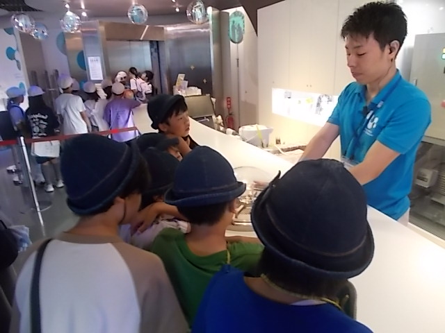水の科学館の実験