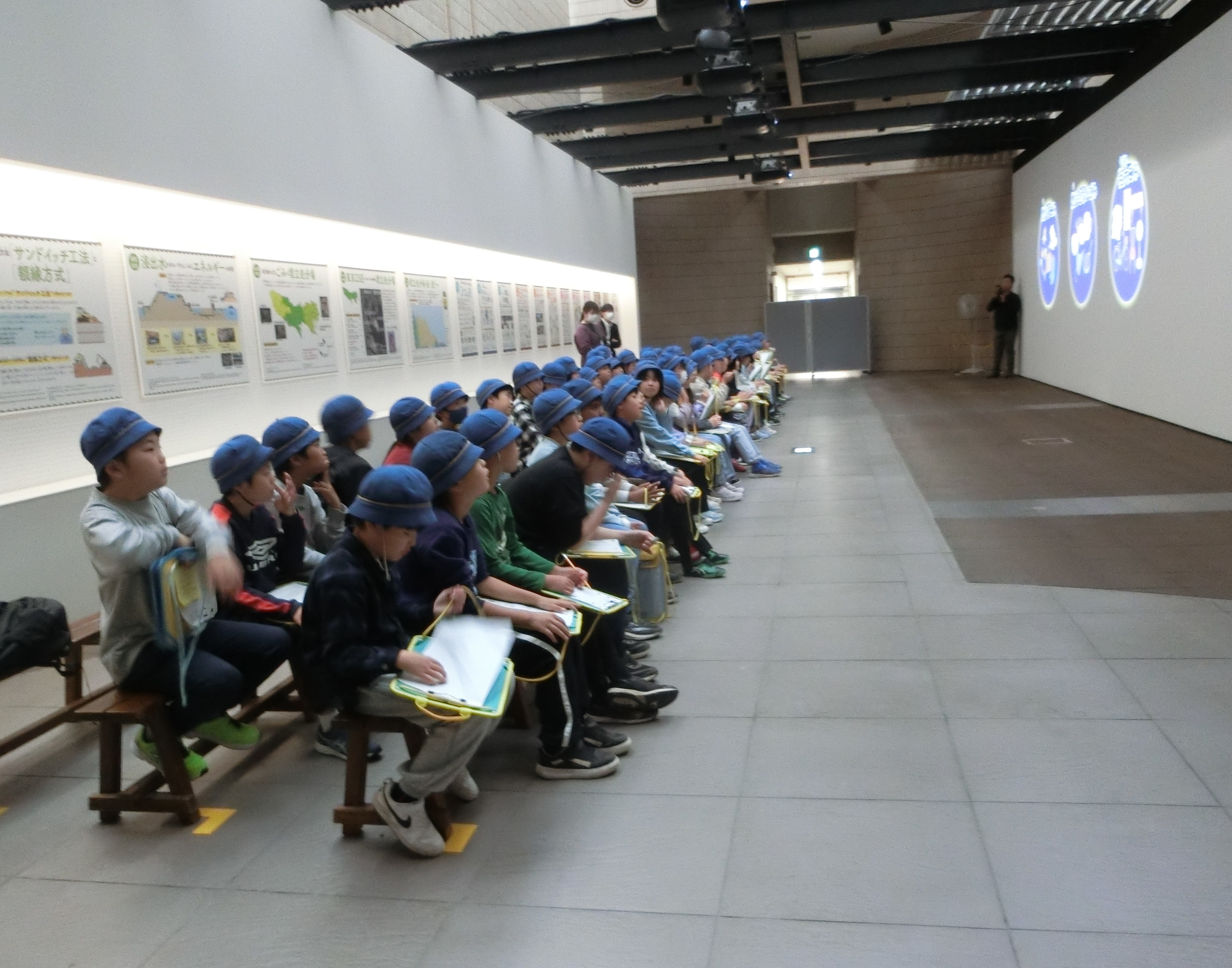 中央防波堤での説明