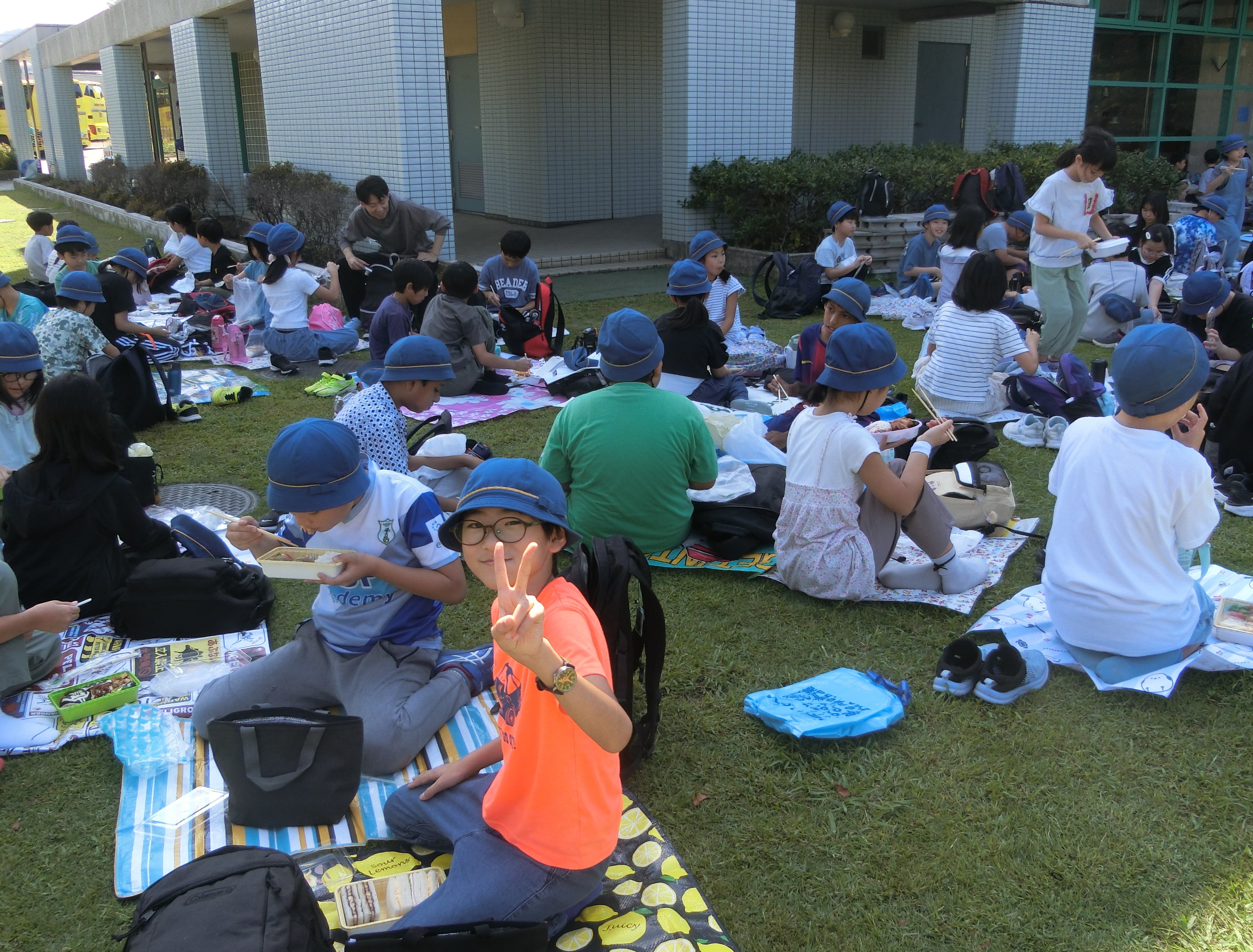 学園での昼食