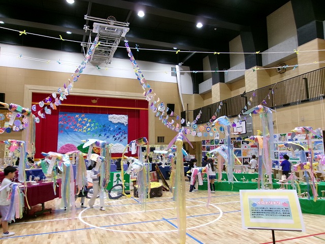 体育館の展示の様子