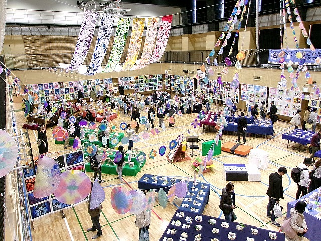 体育館の展示の様子