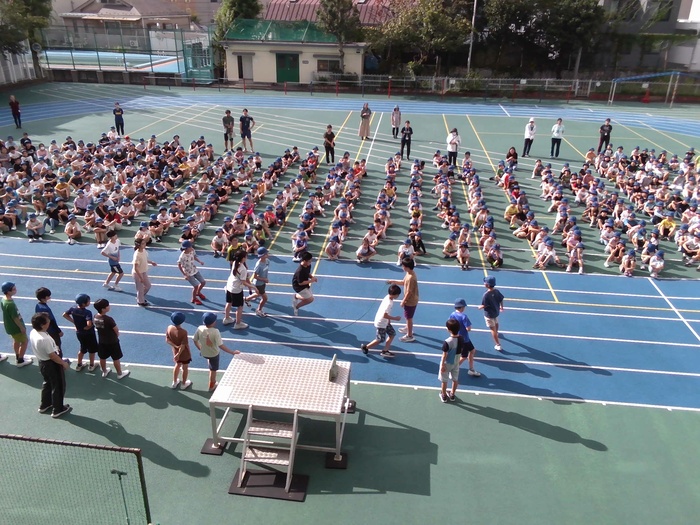 運動委員会によるとび方のコツ紹介