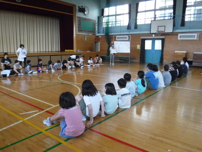 交流会の開会式