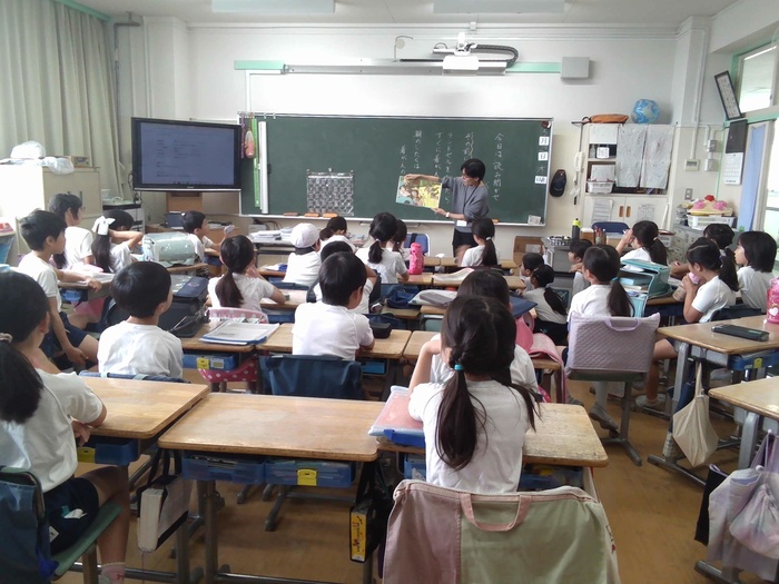 3年読み聞かせの様子