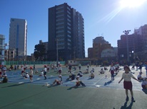 なわ跳び記録会中学年の写真