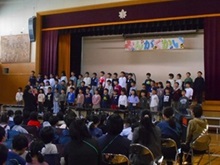 音楽会2年生合唱の写真