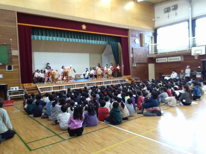 実際に餅をついている様子1