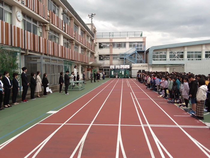 令和7年度始業式を左から見た様子