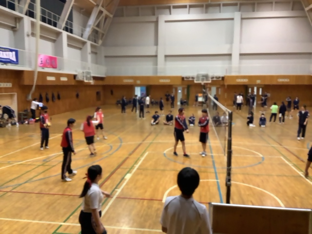 3月13日（金曜日）3年生　球技大会元気いっぱい！頑張っています！