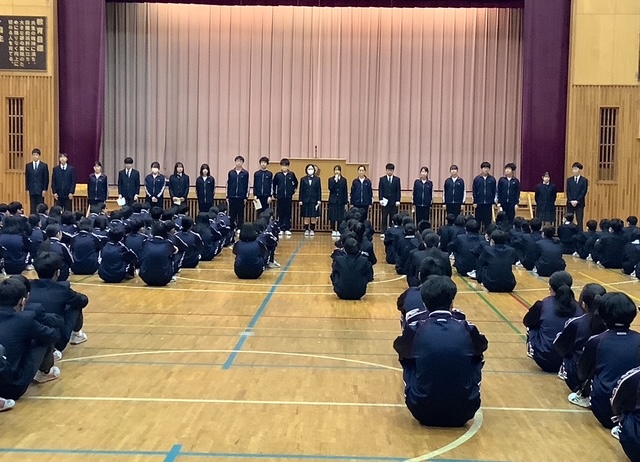 生徒会朝礼2