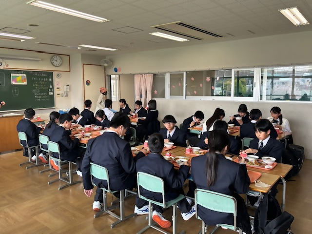 給食2