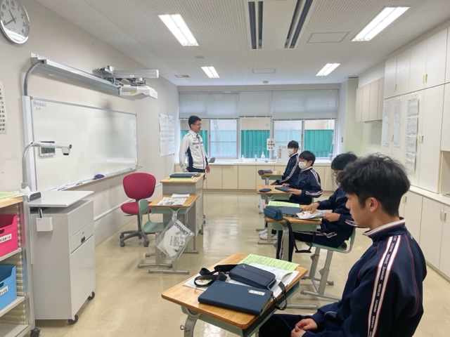 7組3