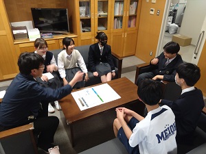 生徒会本部役員との意見交換