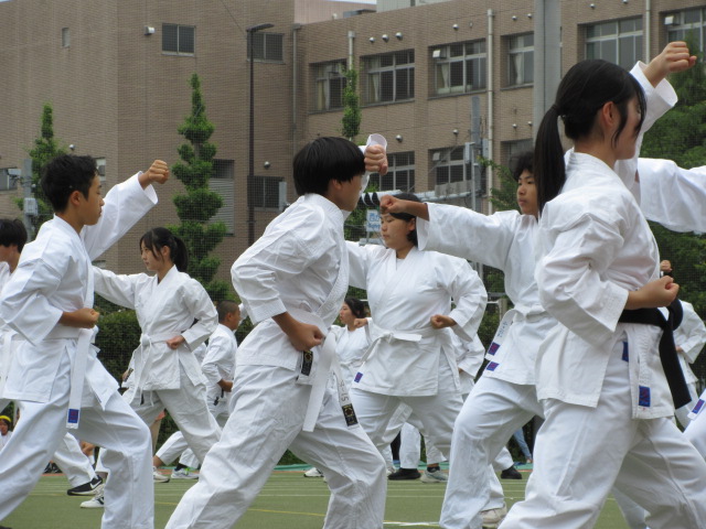 様子（1）