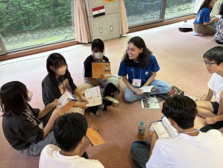 グループで話し合い