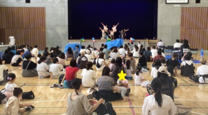 ダンスの終わりの様子