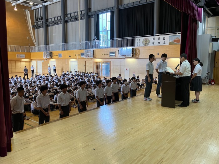 男子バレーボール部の表彰