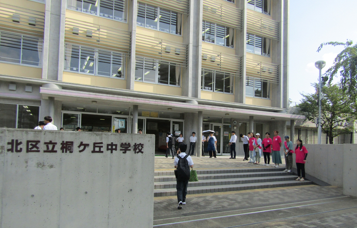 挨拶運動の様子