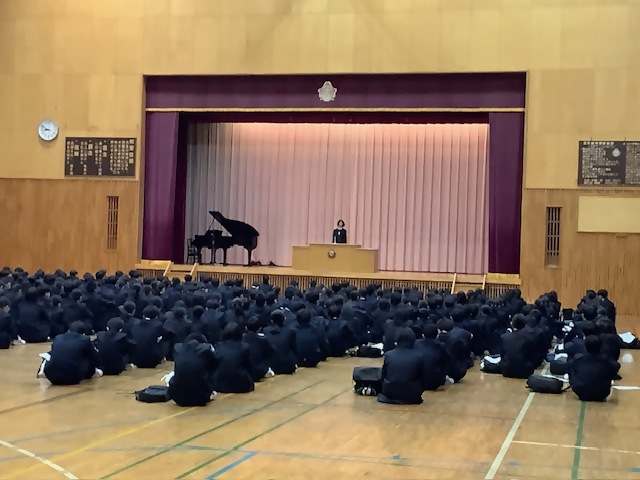 始業式2