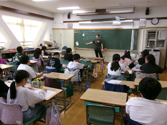 このようにして、算数の学習における「基礎・基本的な学力」の定着を図っています。