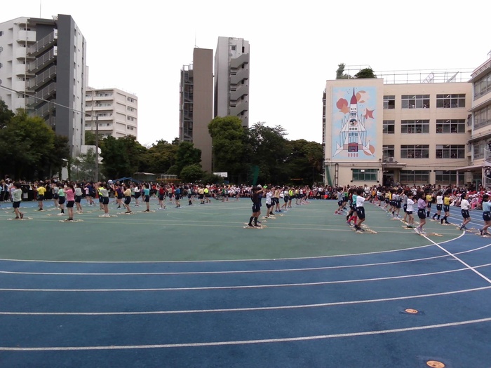 ダンスをしています
