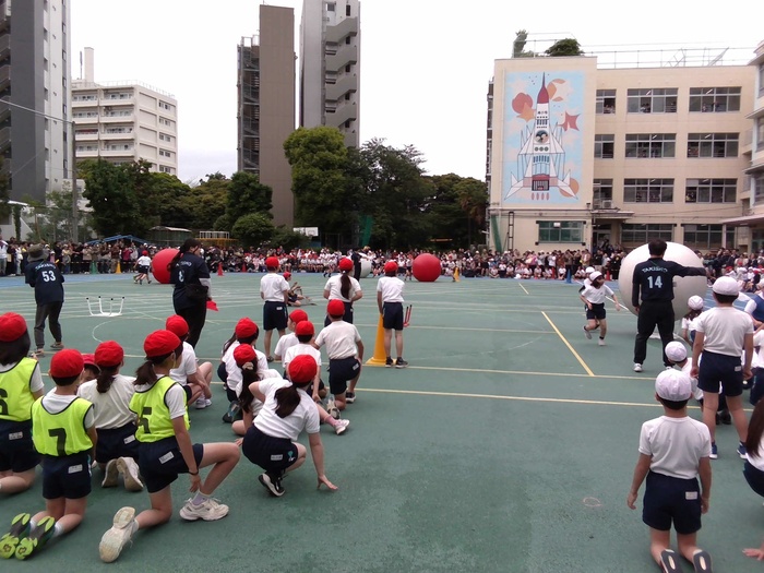 大玉おくりリレーをしています