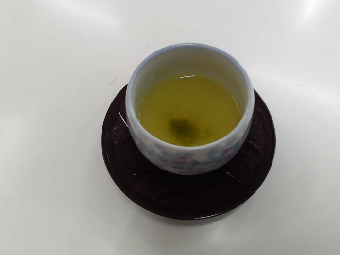 いれた緑茶