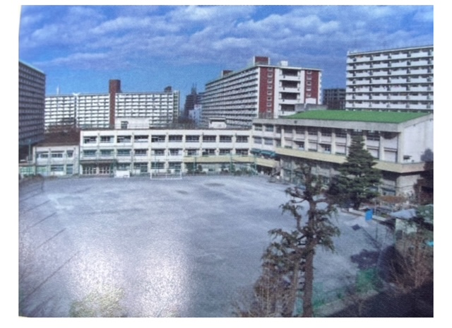 開校1