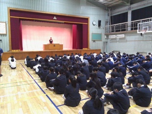 5月臨時全校朝礼3