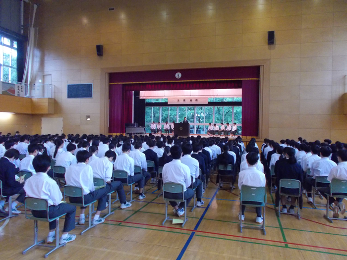 生徒総会の様子1