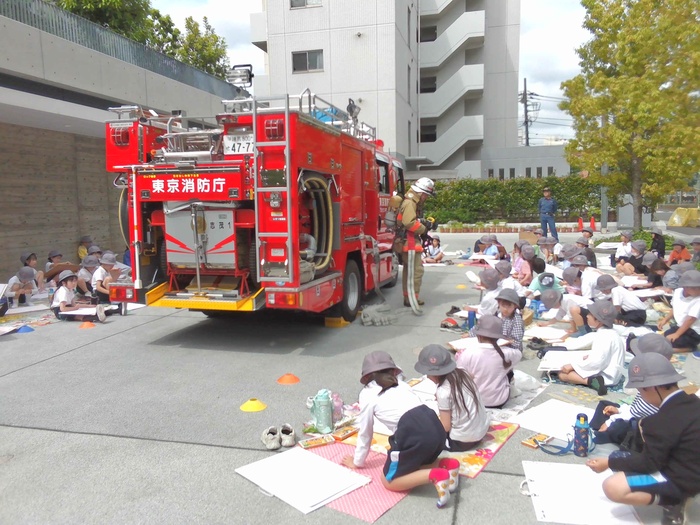消防車を迎える様子